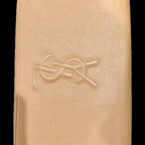 YSL Belle De Jour Clutch - Nude